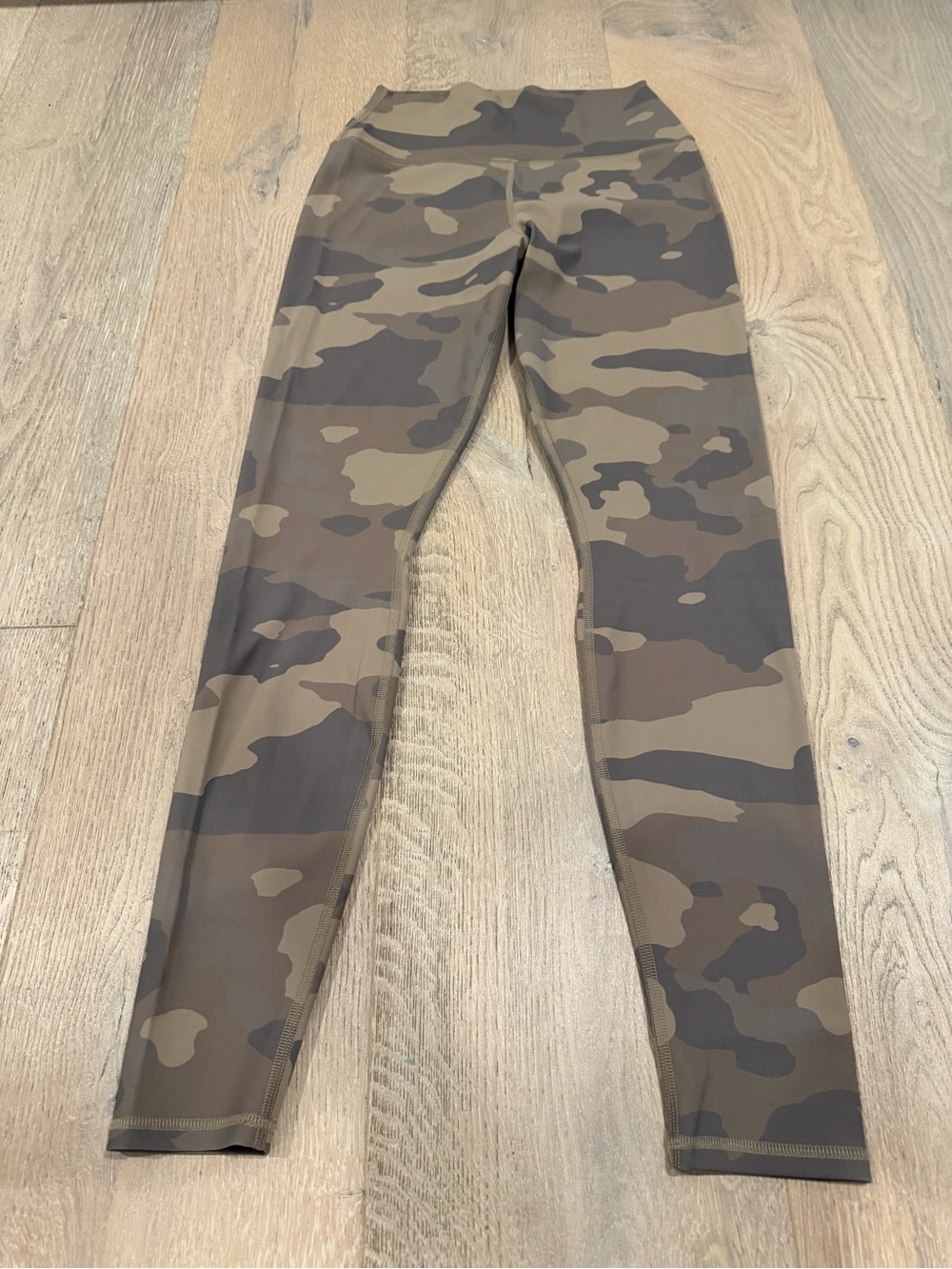 ALO Yoga Beige and Taupe Camo Leggings